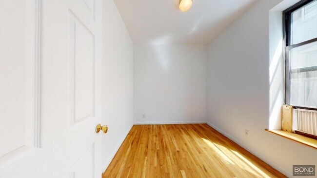 Building Photo - 2 bedroom in Manhattan NY 10003