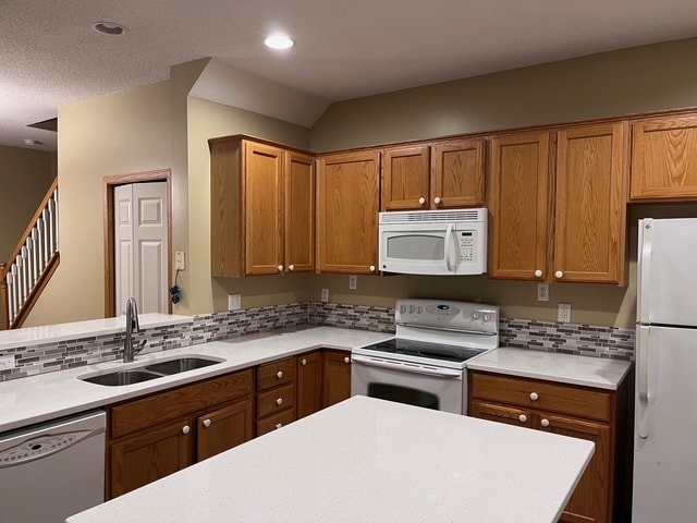 Building Photo - 1876 Bluestem Ln