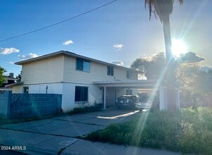 Building Photo - 1115 E Concorda Dr
