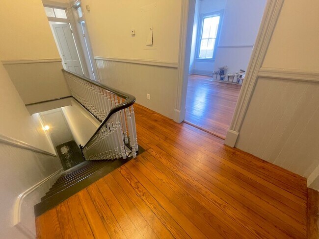 Foto del edificio - 406 E Duffy St