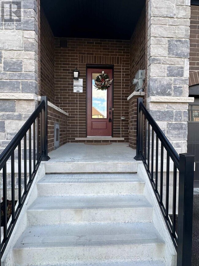 Building Photo - 1471 Blackmore St