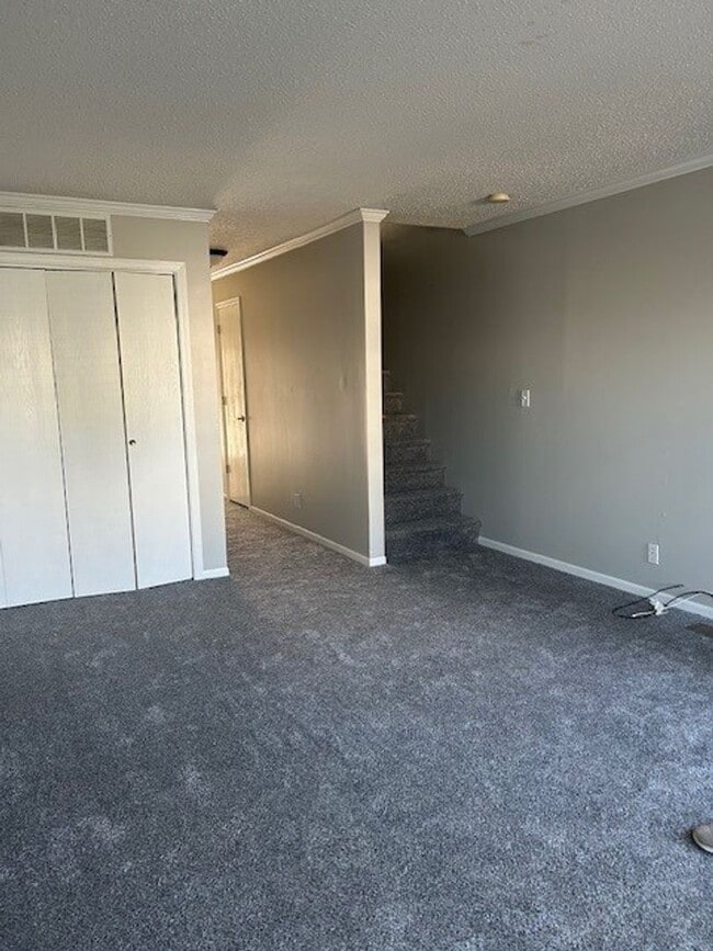 Foto del edificio - Beautiful 2bd 1.5 bath town home for rent ...
