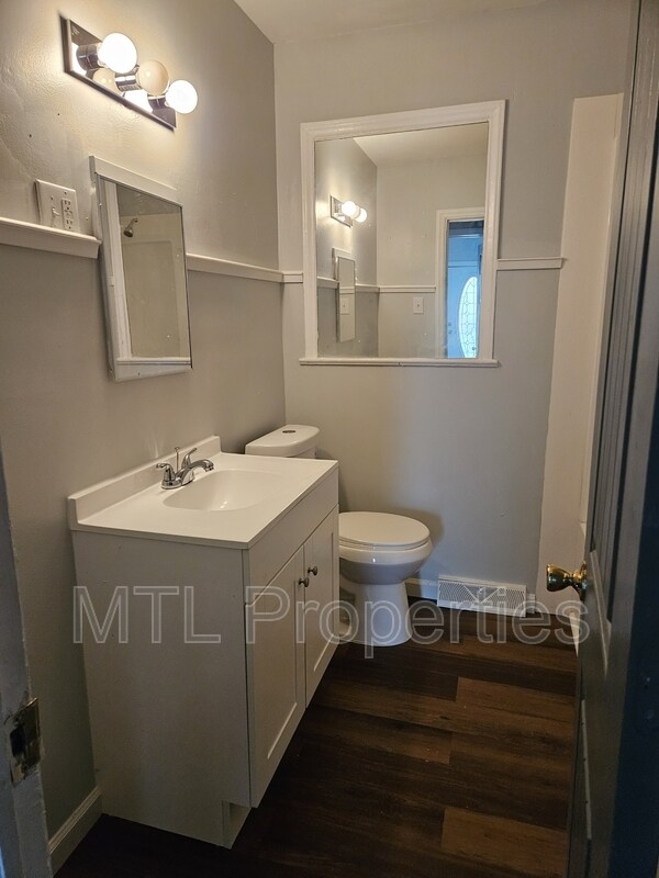 Foto del edificio - 1722 Kings Rd