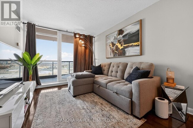 Building Photo - 225 Sherway Gardens Rd