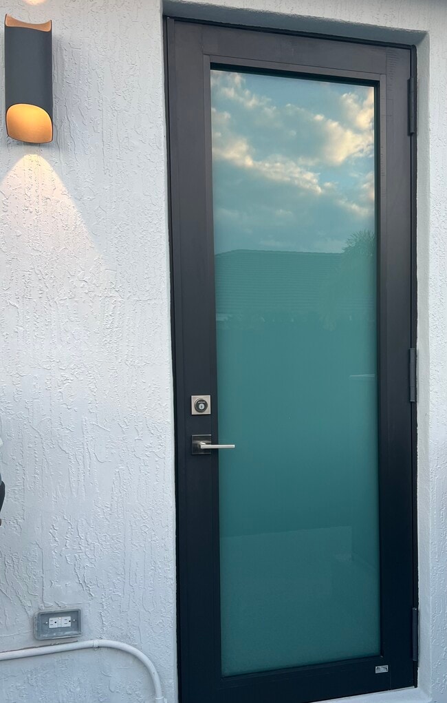 Building Photo - 19950 SW 132nd Ct