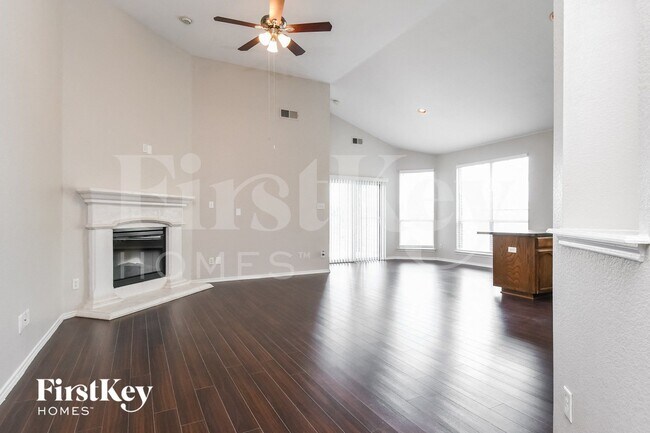 Foto del edificio - 1101 Vista View Dr