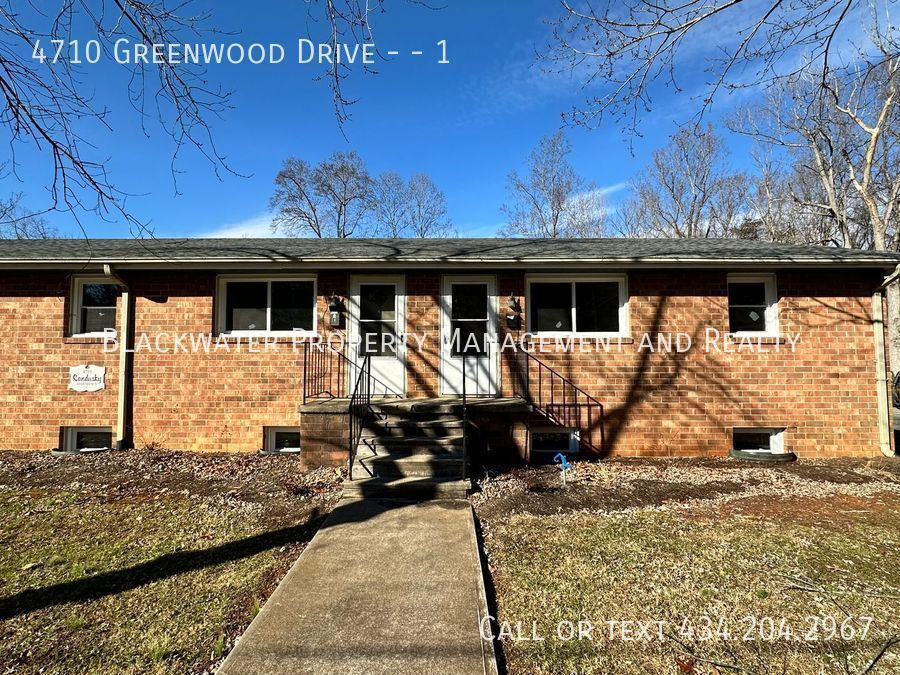 4710 Greenwood Dr Unit 1, Lynchburg, VA 24502 Room for Rent in