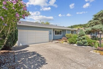 Building Photo - 1331 SE Duke Dr