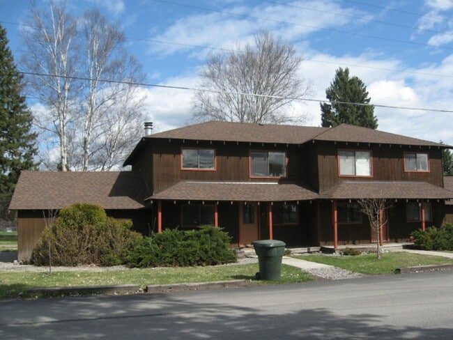 Foto del edificio - Downtown 2 bedroom duplex in Whitefish