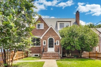 Building Photo - 8209 Flower Ave