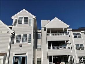 Building Photo - 15 Forest Glen Cir