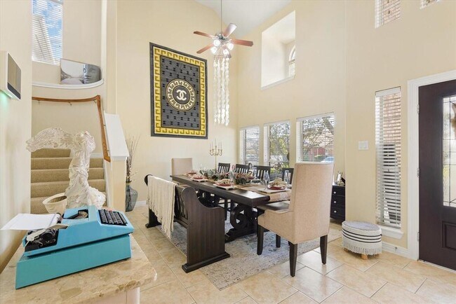 Foto del edificio - 14118 Avongate Ln