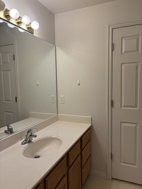Building Photo - 1464 S 430 W