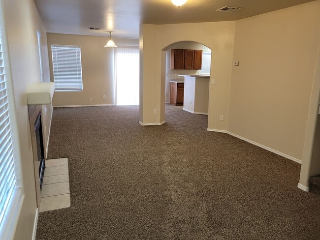 Building Photo - 4 Bedroom Home off Mesa Grande and Hwy 70