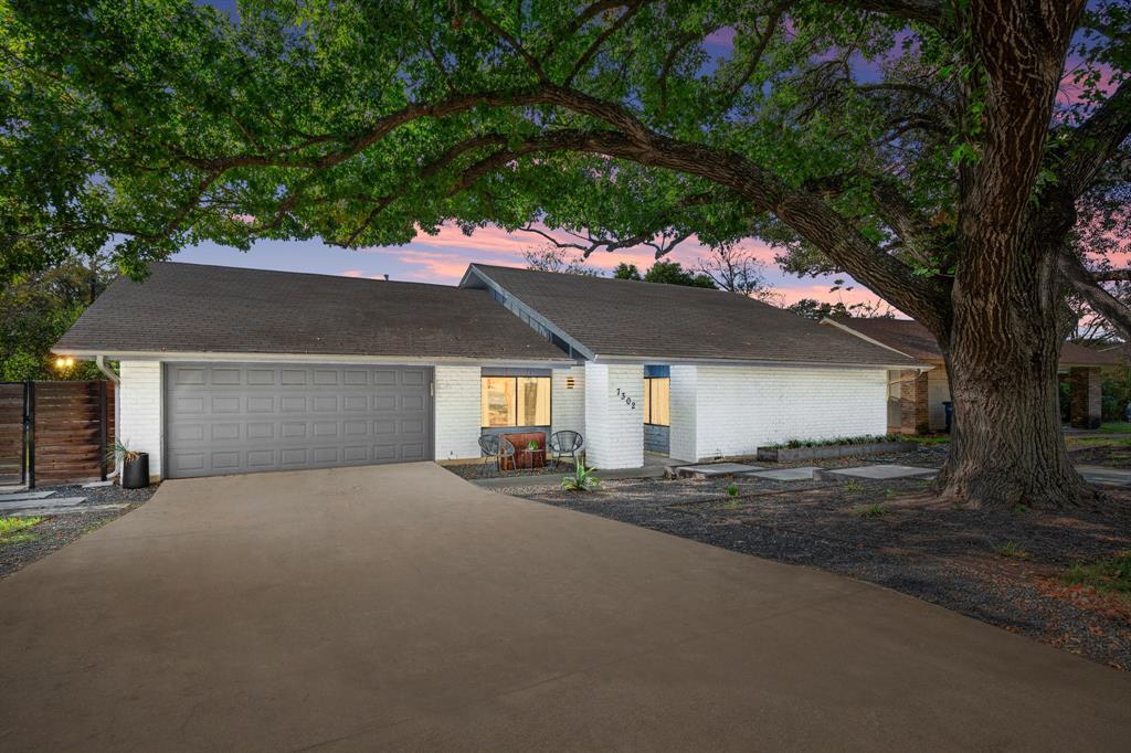 Primary Photo - 7302 Marywood Cir