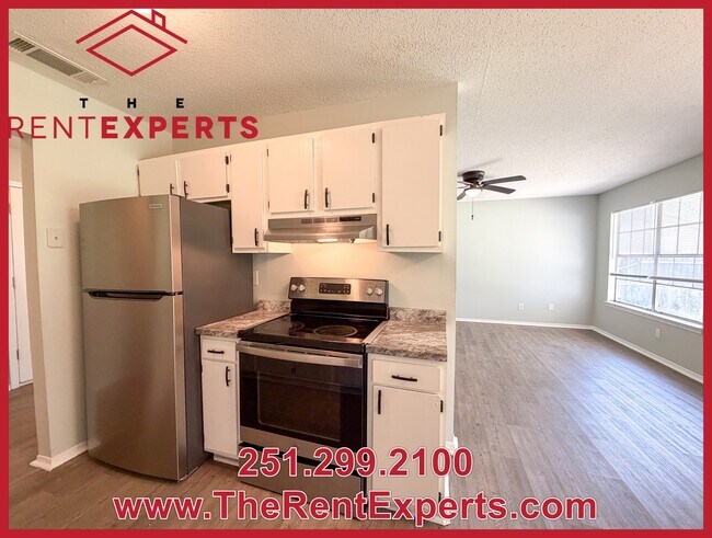 Foto del edificio - 784 Trailwood Dr E