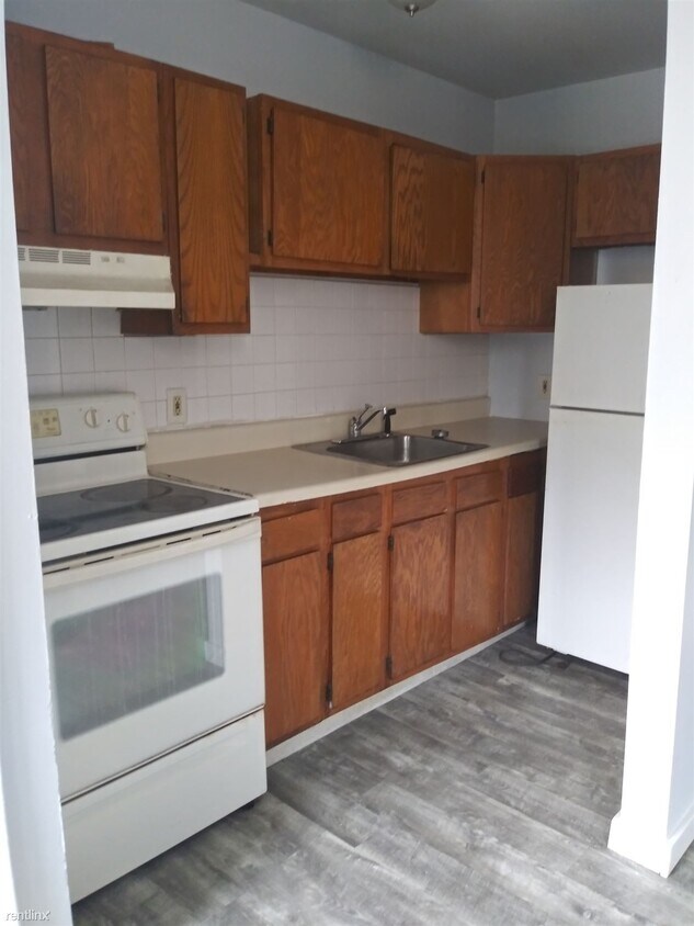 Primary Photo - 1311 W Allegheny Ave