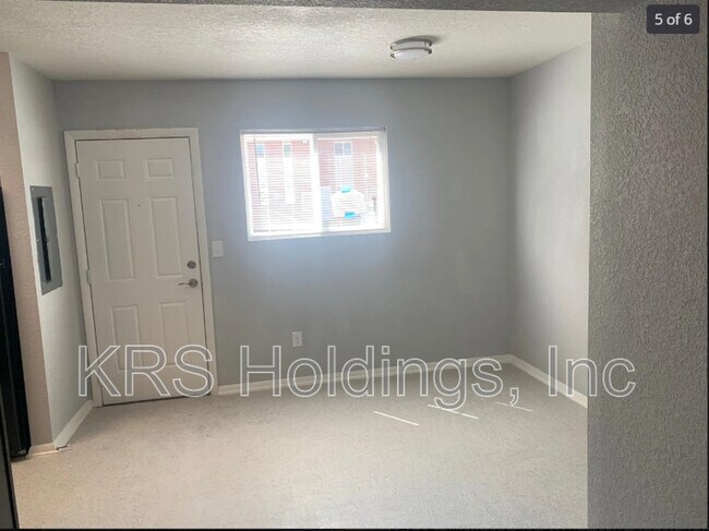 Foto del edificio - 4313 Newsome Dr