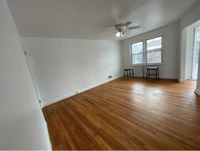 Building Photo - 156 Hillcrest Pl
