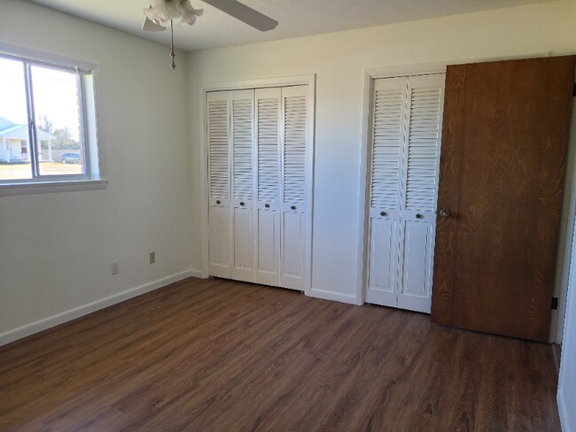 Foto del edificio - 2519 Mound Ave