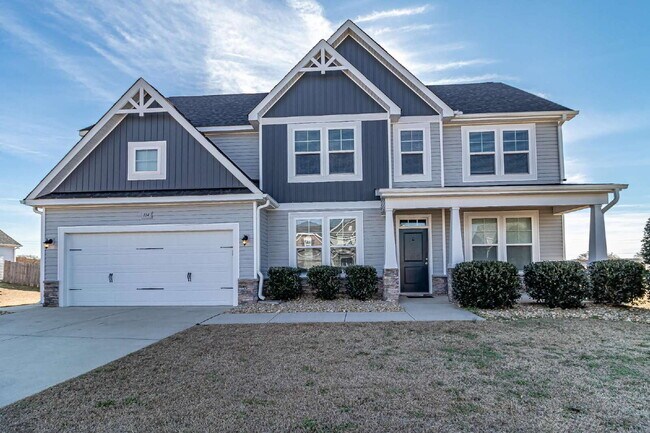 Foto del edificio - STUNNING & SPACIOUS! GANDER LAKE 4 BR | 3 BA IN PIKEVILLE SCHOOL DISTRICT *LAWN CARE INCLUDED!*