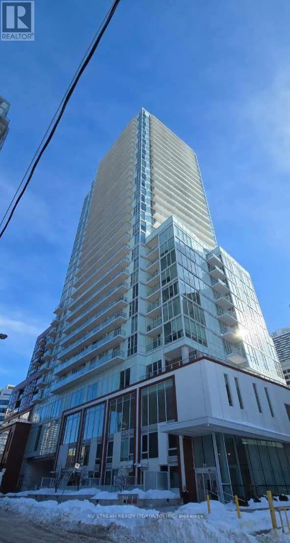 Photo du bâtiment - 33 Helendale Ave