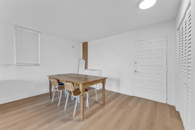 Building Photo - 650 NE 64th St