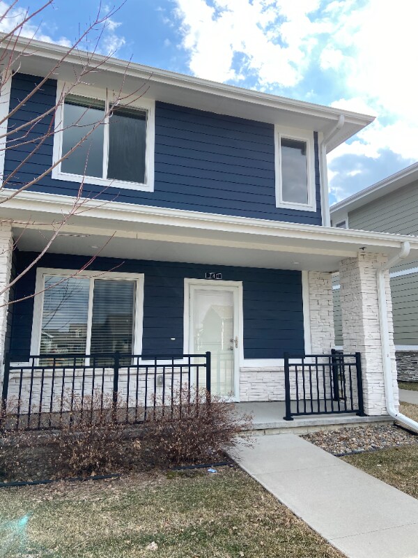 Foto principal - 740 SE Westown Pkwy