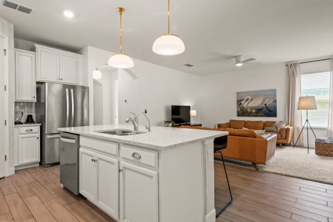 Building Photo - 2853 Monaghan Dr