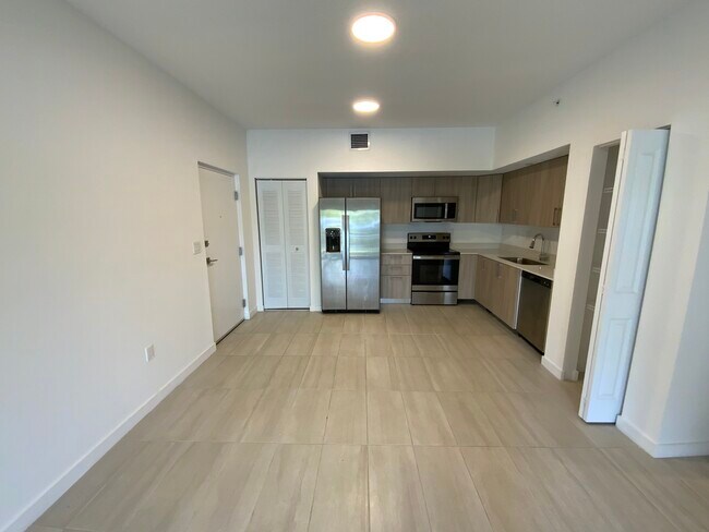 Foto del edificio - 340 NW 206th Ter