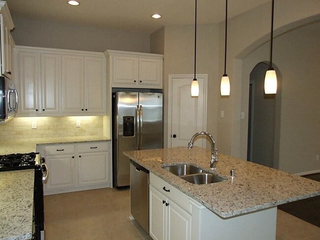 Building Photo - 29027 Crystal Rose Ln