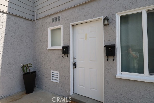 Building Photo - 330 Avenida Cabrillo