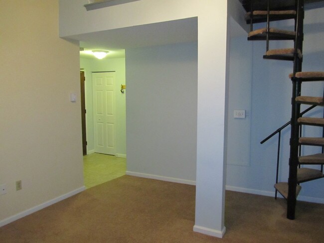 Foto del edificio - 197 Burgundy Hill Ln
