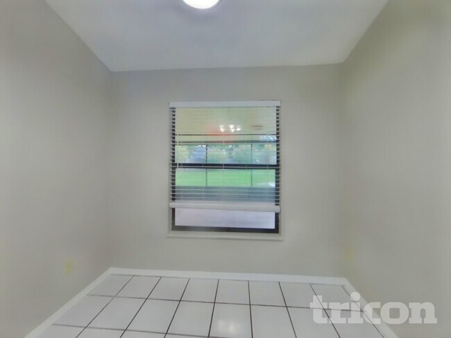 Foto del edificio - 4739 Harpers Ferry Ln