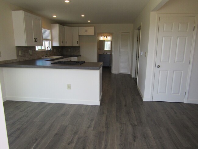 Foto del edificio - Country Cottage- Water Included!