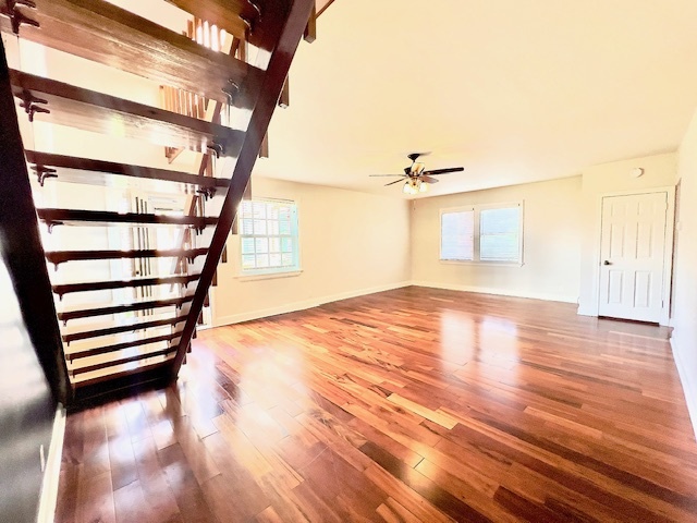 Living room, loft - 849 Lasalle St