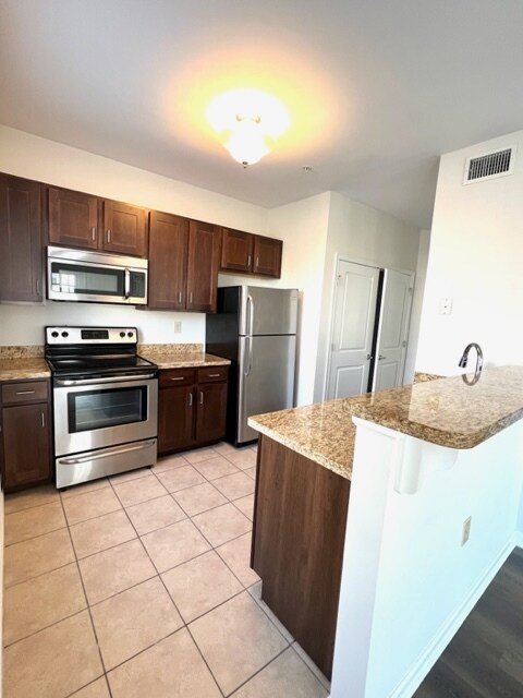 Building Photo - Station at Bucks County