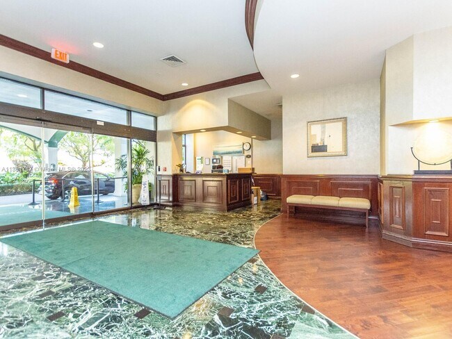 Building Photo - 3640 Yacht Club Dr