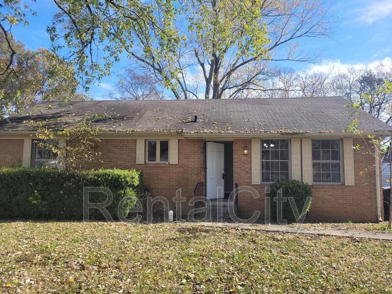 136 Eastlawn Dr, Dyersburg, TN 38024 House Rental in Dyersburg, TN