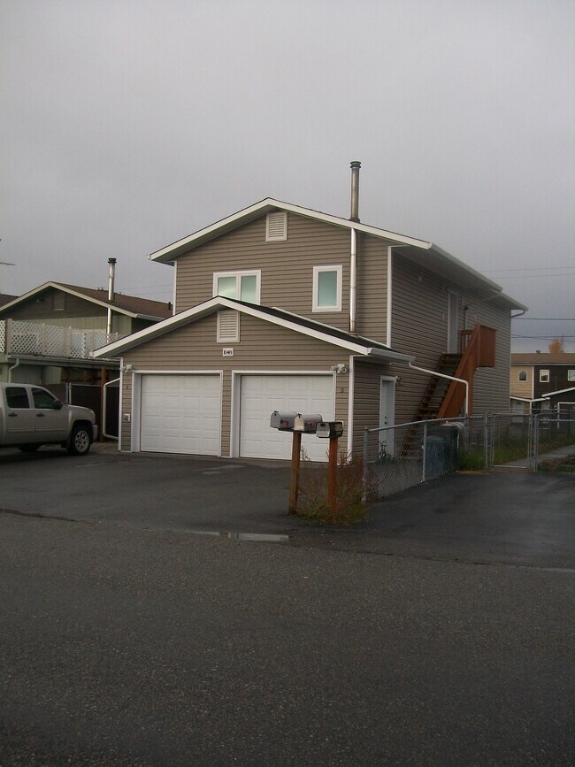 Building Photo - 1048 28th Ave