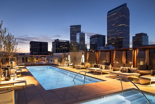 Building Photo - NOVEL Uptown by Crescent Communities