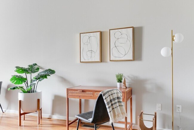 Building Photo - Princess Anne