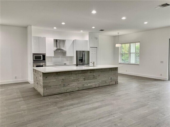 Foto del edificio - 776 Lavender Cir