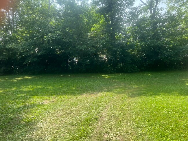 Building Photo - 1625 Catherine Dr