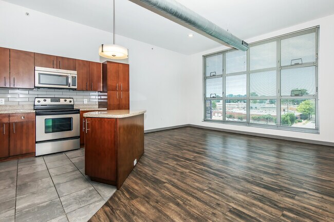 Foto del edificio - Lofts at Forest Park