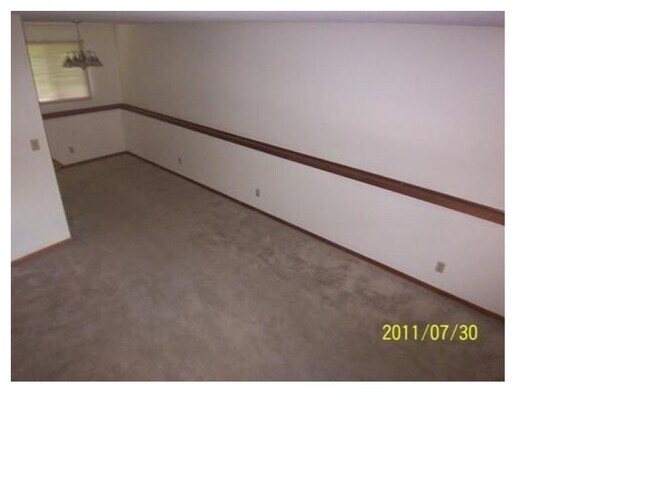 Building Photo - 1421 Idaho Ave
