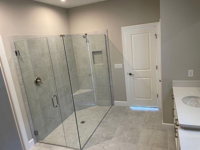 Foto del edificio - 11035 Devonbridge Dr