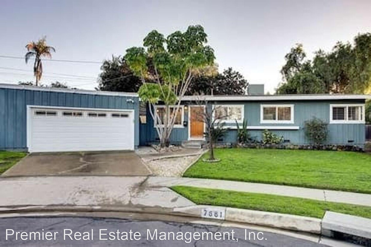 Foto principal - 4 br, 2 bath House - 7661 Troy Terr