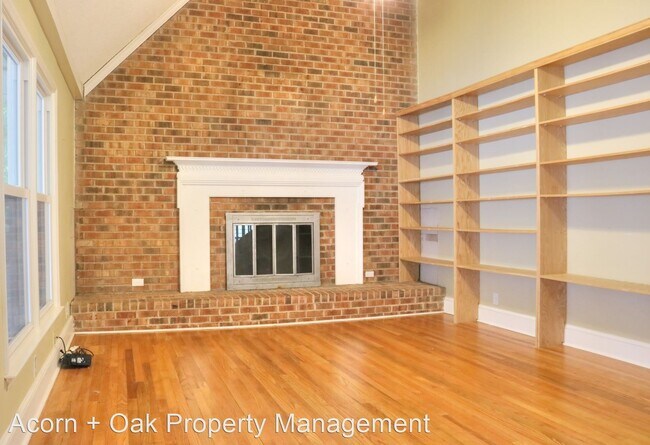 Building Photo - 3 br, 3 bath House - 1918 Peppertree St.