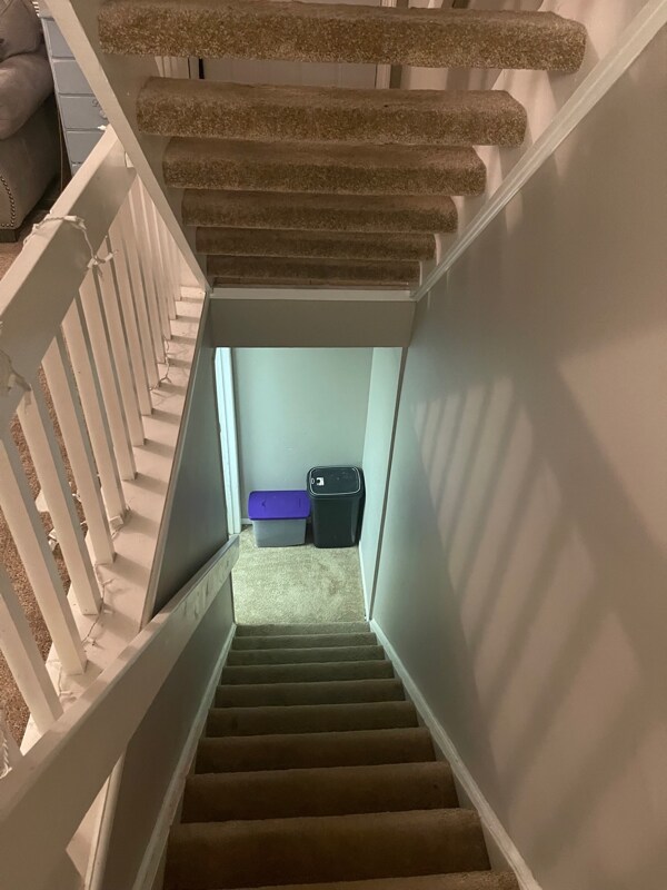 Foto del edificio - 7806 Barkwood Dr